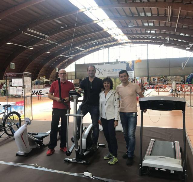 Visite du député sur le salon des sports