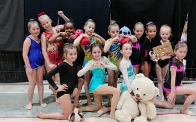 Aux tours de nos petites gymnastes en herbe !